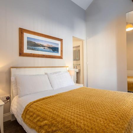 Brampton Holiday Homes - The Mews Apartment 외부 사진