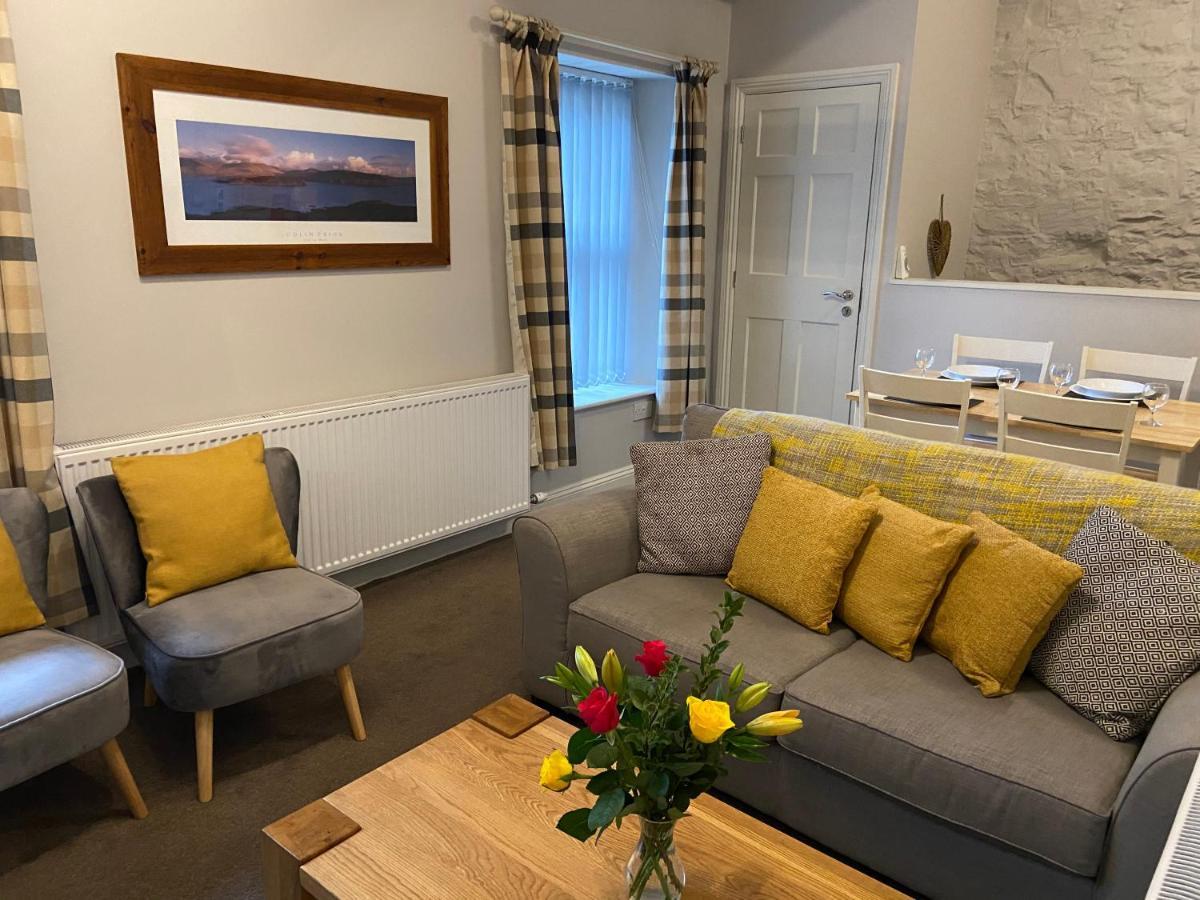 Brampton Holiday Homes - The Mews Apartment 외부 사진